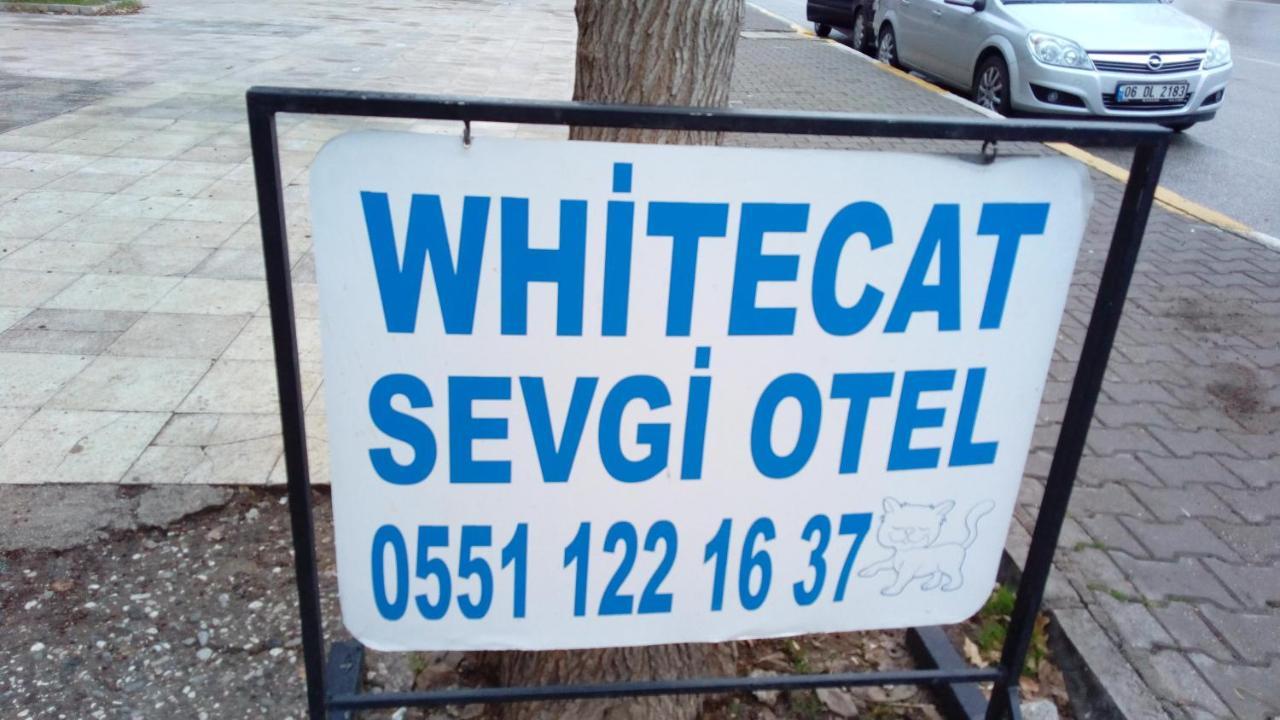 White Cat Sevgi Otel Анталья Экстерьер фото